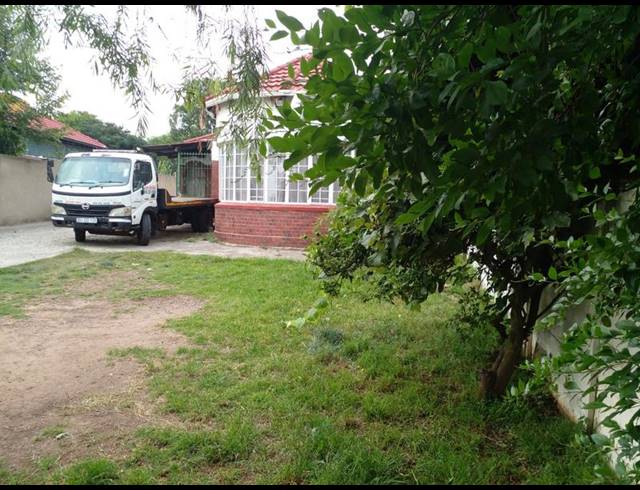 3 BEDROOM HOUSE FOR SALE IN KENSINGTON